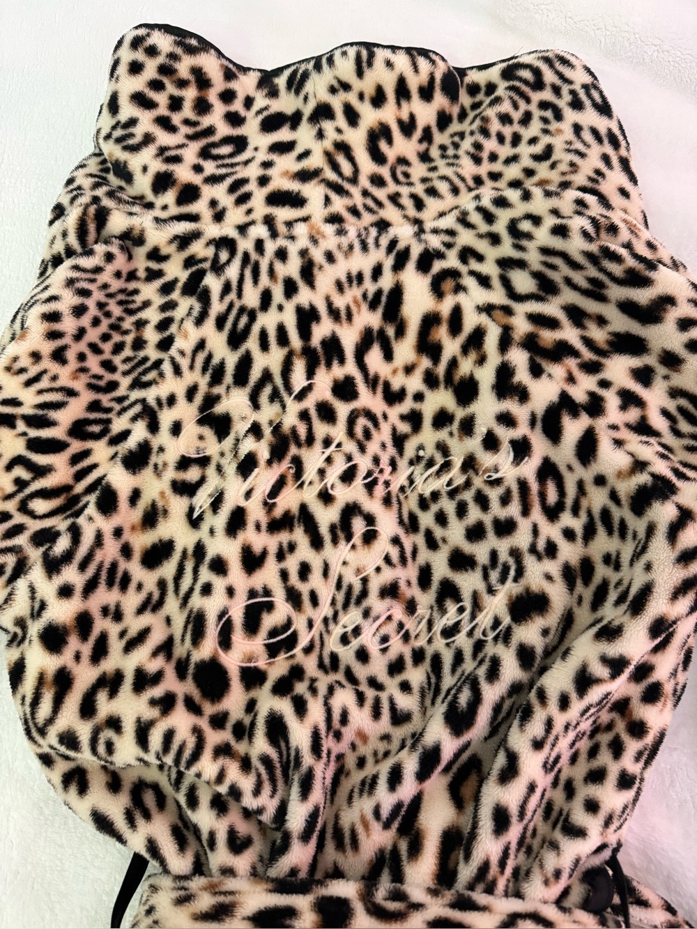 Victoria Secret Robe - Picture 2 of 3